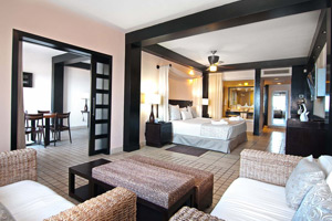 Royal Master Suite - Ocean Coral Turquesa Resort - All Inclusive Beachfront Resort 